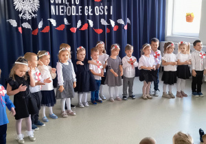 Grupa Zajączki podczas występu