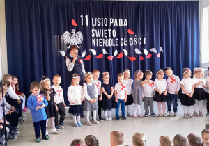 Grupa Zajączki podczas występu