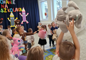 Dzieci podczas zabawy