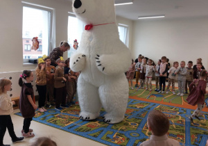 Dzieci podczas zabawy