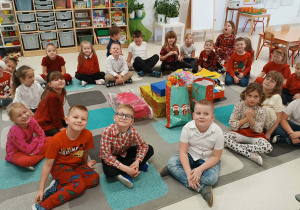 Grupa "Misie" z prezentami