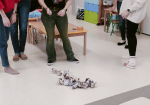 Zabawa z rzutami do celu