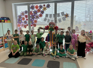 Przedszkolaki w Rokicinach witają wiosnę