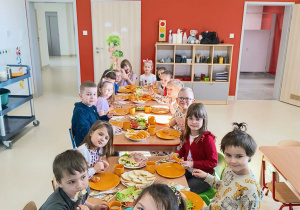 Śniadanie wielkanocne u "Misiów"