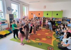 Zabawa w Wiewiórkach