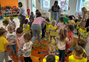 Zabawa taneczna w Sarenkach