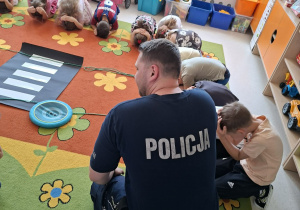 Nauka bezpiecznej pozycji wobec psa