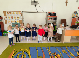 Dzień Edukacji Narodowej i Dzień Chłopaka i Dziewczynki w Sarenkach